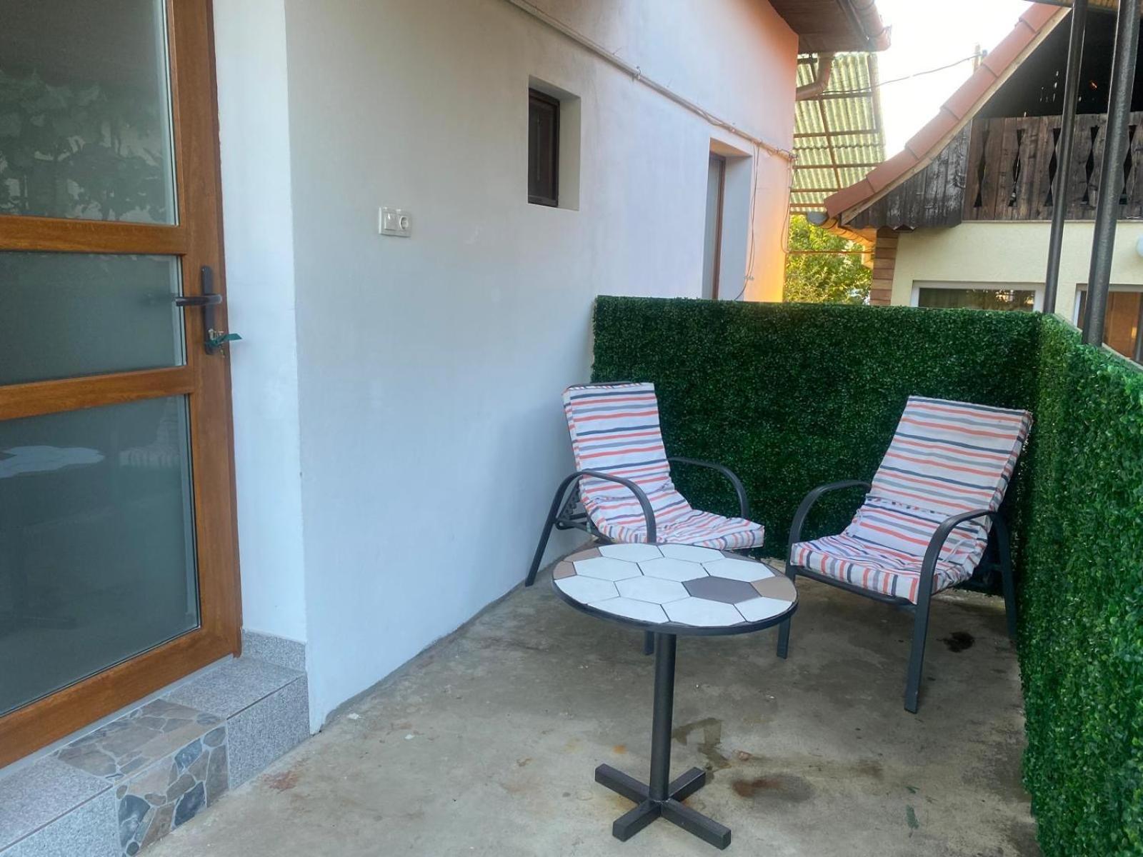 Airport Apartment